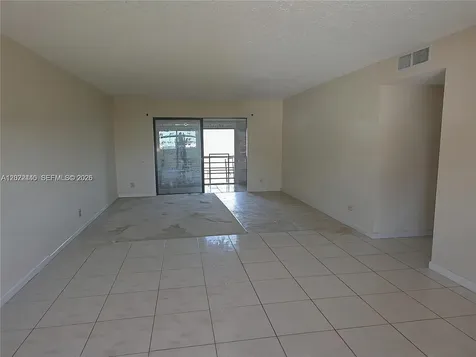 4140 NW 44th Avenue Lauderdale Lakes FL 33319