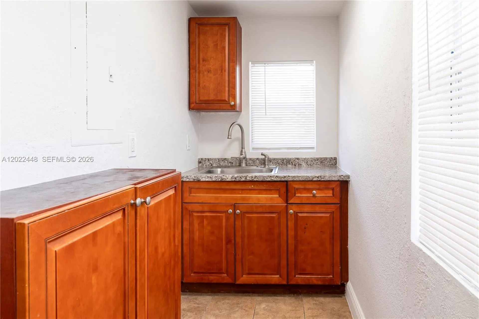 5820 Grant Street Hollywood FL 33021