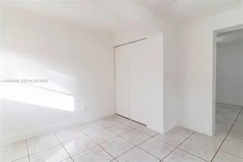 5820 Grant Street Hollywood FL 33021
