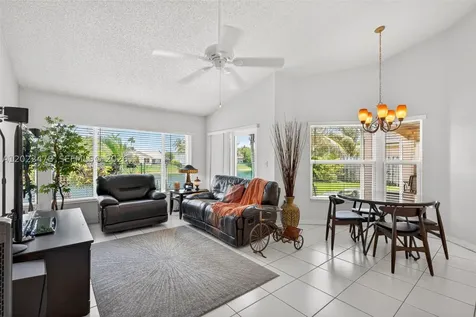 15891 SW 84th Street Miami FL 33193