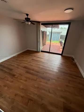 9116 NW 35th Place Sunrise FL 33351