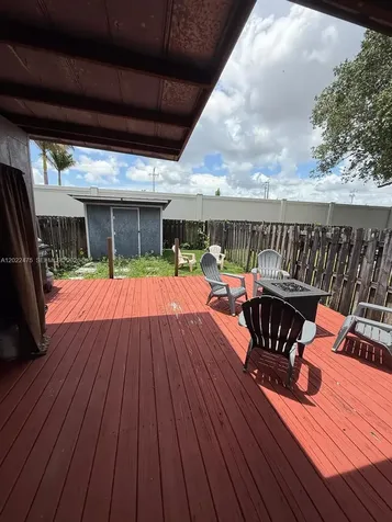 9116 NW 35th Place Sunrise FL 33351