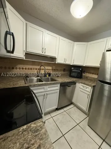 9116 NW 35th Place Sunrise FL 33351