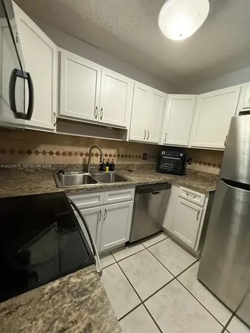 9116 NW 35th Place Sunrise FL 33351