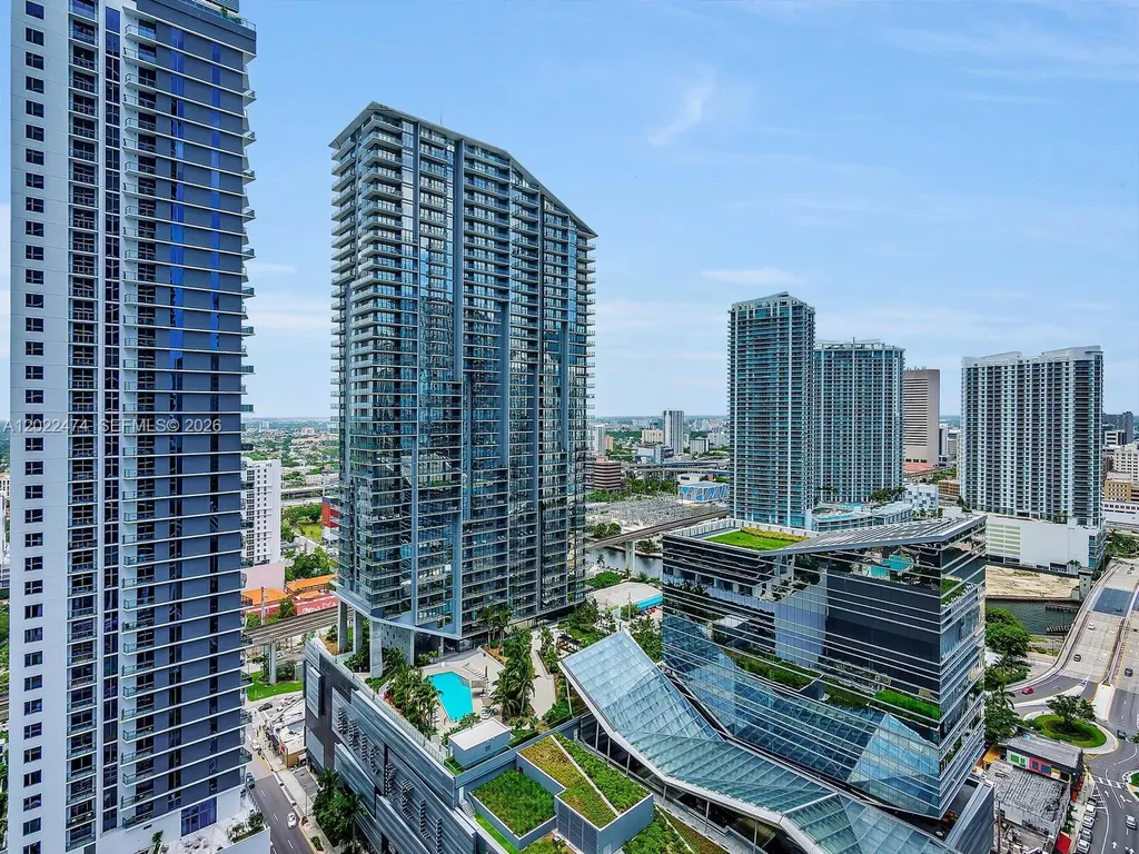 801 S Miami Avenue Miami FL 33131