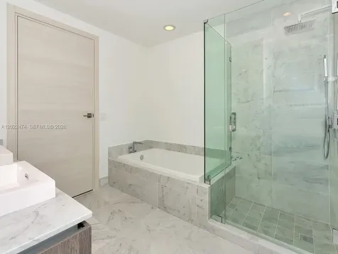 801 S Miami Avenue Miami FL 33131
