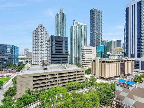 801 S Miami Avenue Miami FL 33131