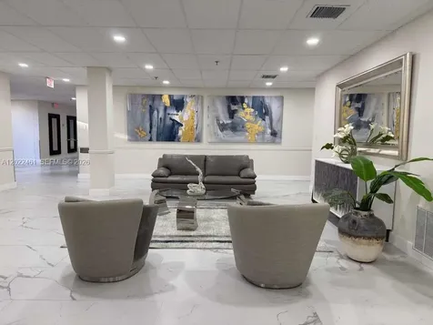 900 NE 195th Street Miami FL 33179