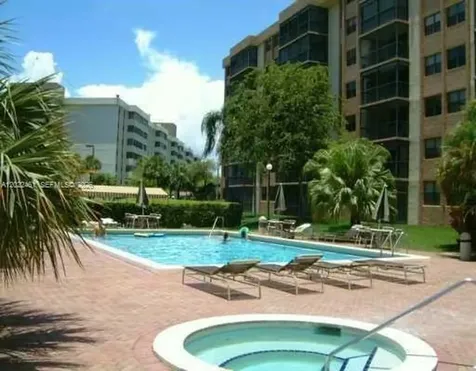 900 NE 195th Street Miami FL 33179