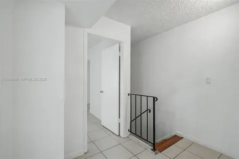 3764 SW 60th Terrace Davie FL 33314