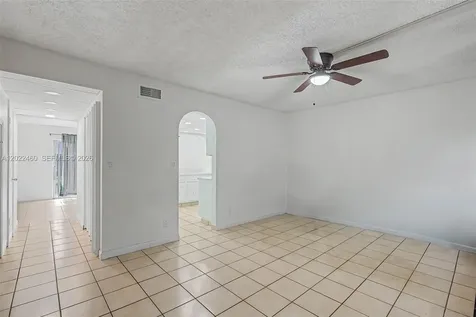 3764 SW 60th Terrace Davie FL 33314