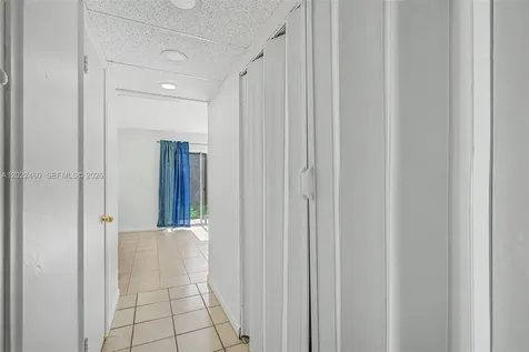 3764 SW 60th Terrace Davie FL 33314