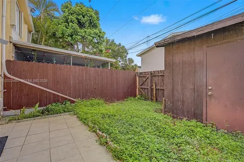 3764 SW 60th Terrace Davie FL 33314