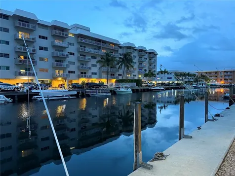 3642 NE 171st Street North Miami Beach FL 33160