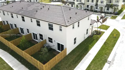 2617 SE 28th Drive Homestead FL 33035