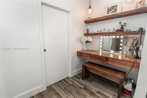3641 N 55th Avenue Hollywood FL 33021