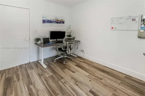 3641 N 55th Avenue Hollywood FL 33021