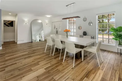 3641 N 55th Avenue Hollywood FL 33021