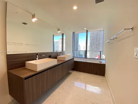 1000 Brickell Plaza Miami FL 33131