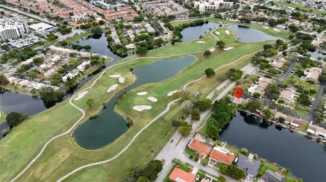 13932 Kendale Lakes Drive Miami FL 33183