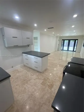 13932 Kendale Lakes Drive Miami FL 33183
