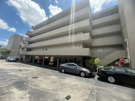 Miami FL 33172