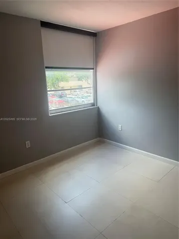 Miami FL 33172