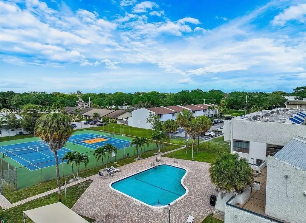 3840 Farragut Street Hollywood FL 33021