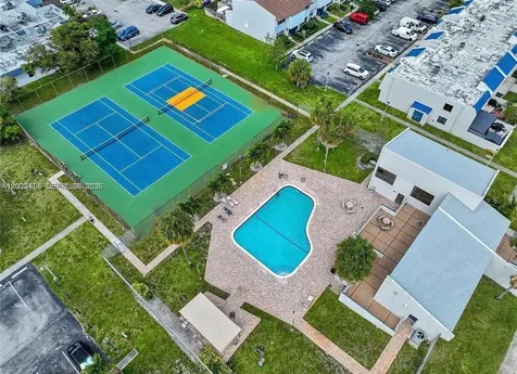 3840 Farragut Street Hollywood FL 33021