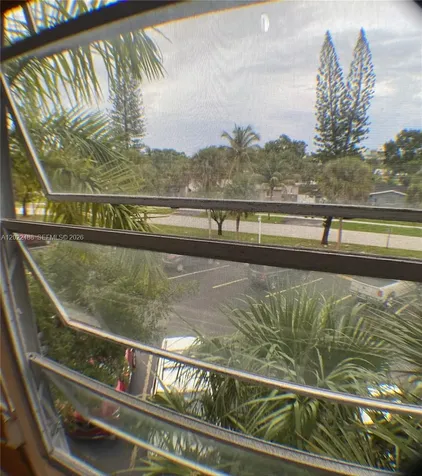 2061 NW 47th Terrace Lauderhill FL 33313