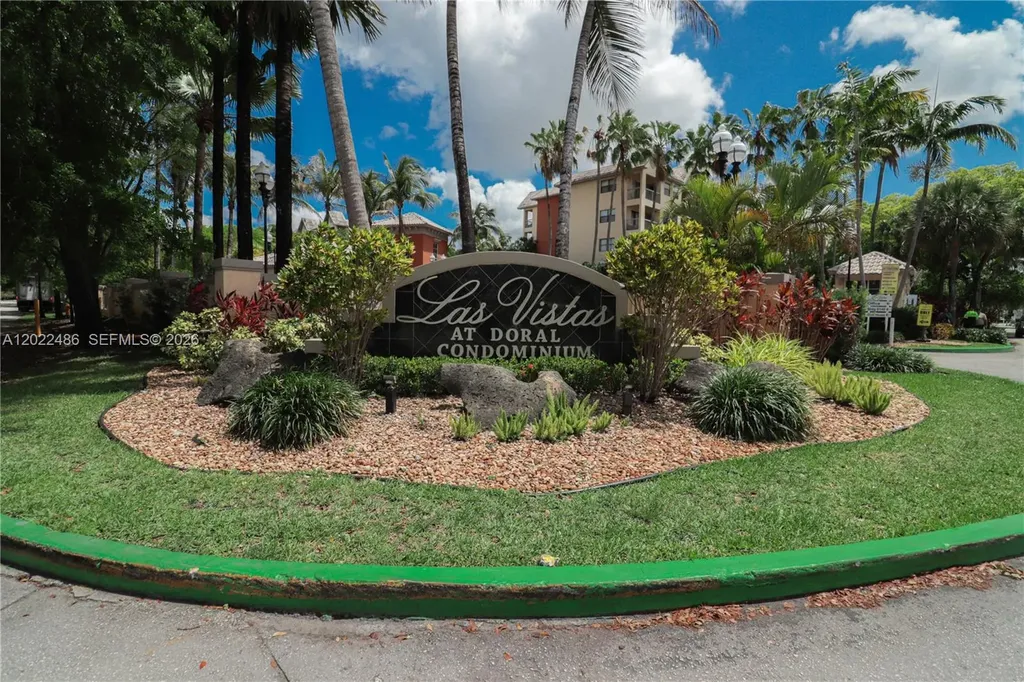 8245 Lake Drive Doral FL 33166