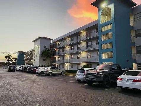 2775 W 52nd Street Hialeah FL 33016