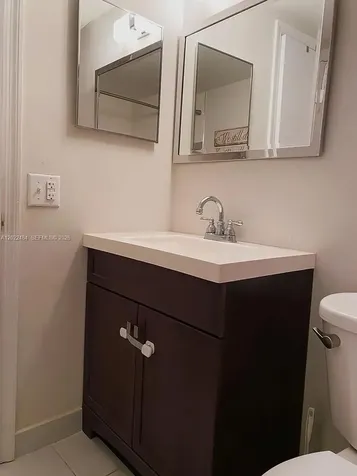 2775 W 52nd Street Hialeah FL 33016