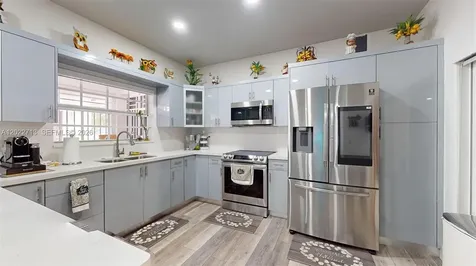 357 W 44th Street Hialeah FL 33012
