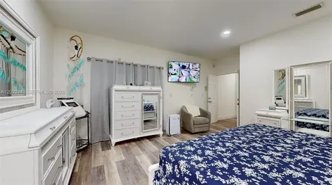 357 W 44th Street Hialeah FL 33012