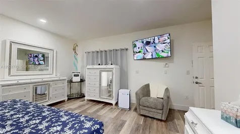 357 W 44th Street Hialeah FL 33012