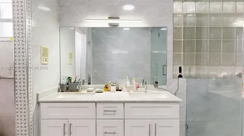 357 W 44th Street Hialeah FL 33012