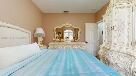 357 W 44th Street Hialeah FL 33012