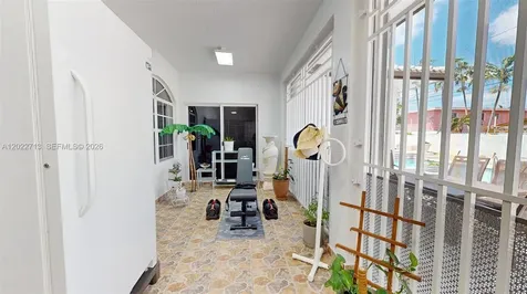 357 W 44th Street Hialeah FL 33012