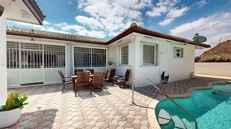 357 W 44th Street Hialeah FL 33012
