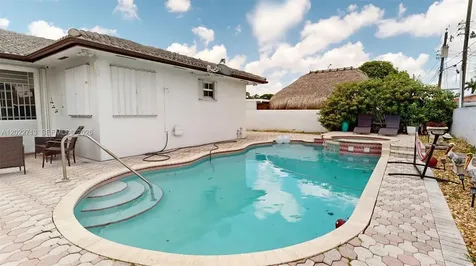 357 W 44th Street Hialeah FL 33012
