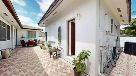 357 W 44th Street Hialeah FL 33012