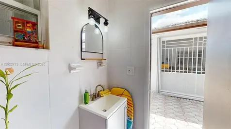 357 W 44th Street Hialeah FL 33012