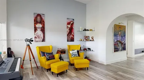 357 W 44th Street Hialeah FL 33012