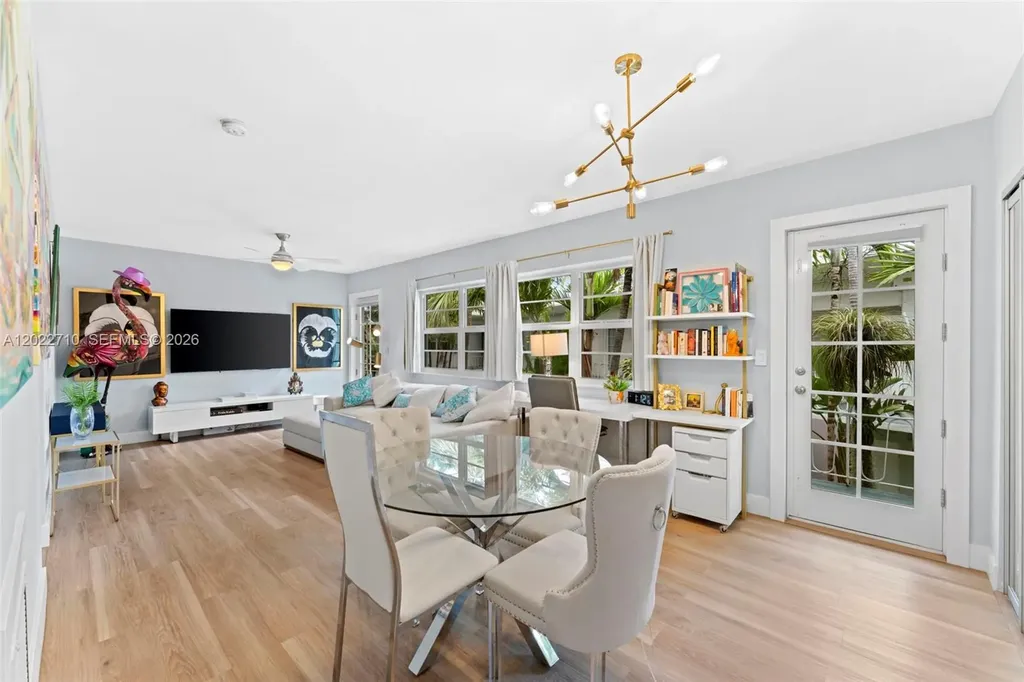 1925 Washington Avenue Miami Beach FL 33139