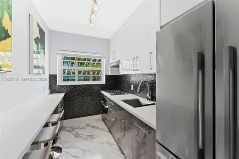1925 Washington Avenue Miami Beach FL 33139