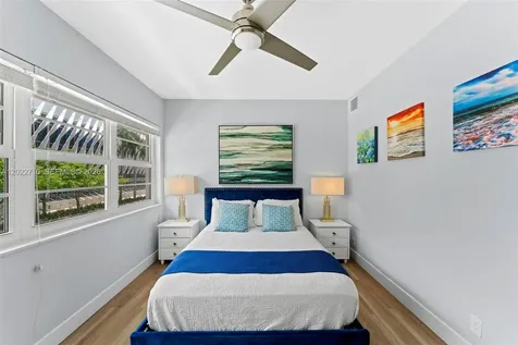 1925 Washington Avenue Miami Beach FL 33139