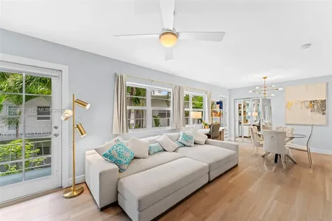 1925 Washington Avenue Miami Beach FL 33139