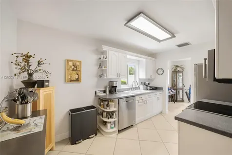11750 SW 31st Street Miami FL 33175