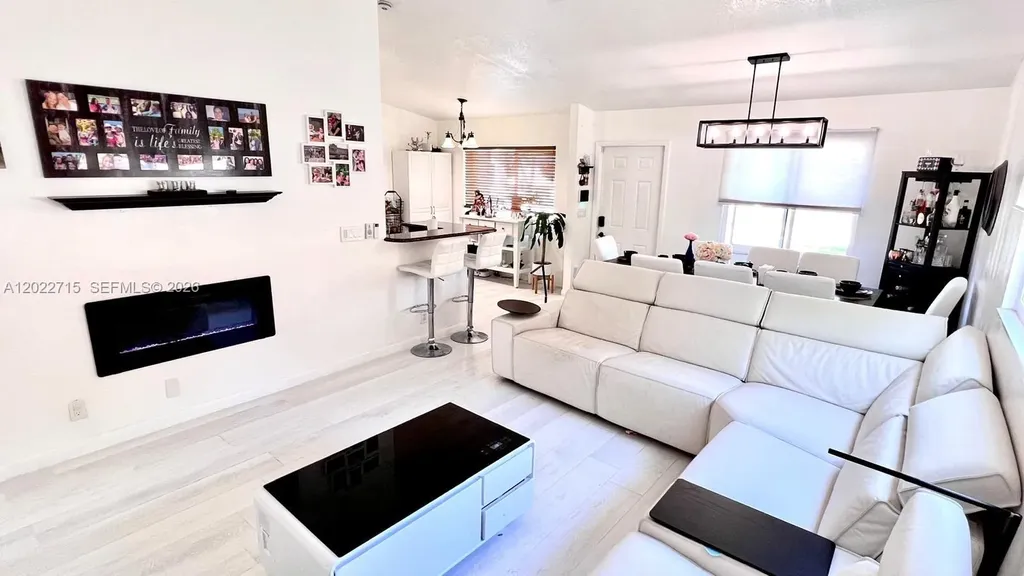 10669 Boca Entrada Boulevard Palm Beach FL 33428